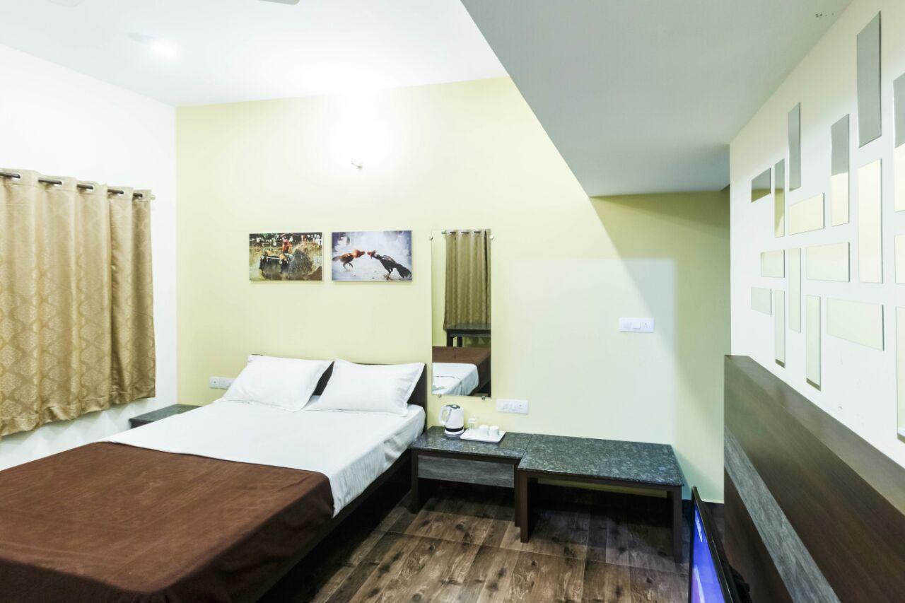 Karkera Comforts Otel Madikeri Dış mekan fotoğraf